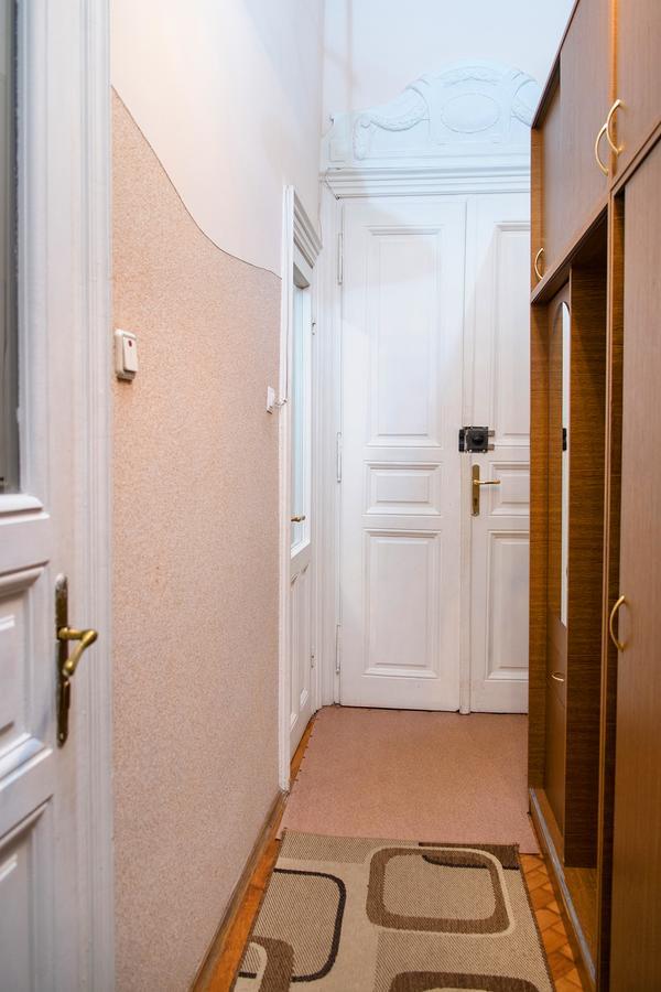 Apartments City Lviv Extérieur photo